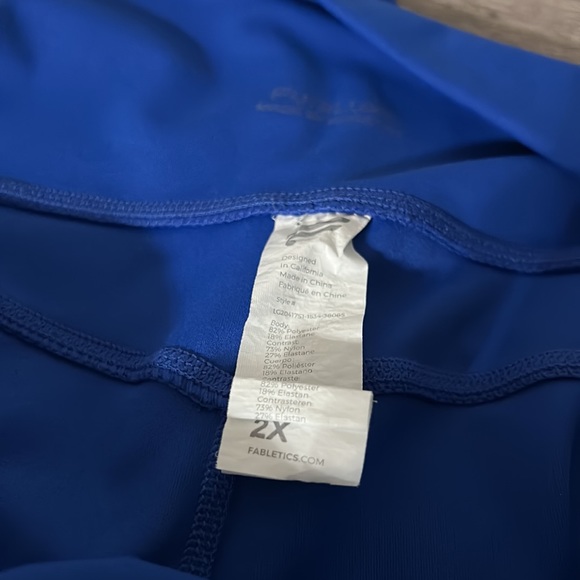 Fabletics Oasis Pure Luxe Leggings - Picture 2 of 3